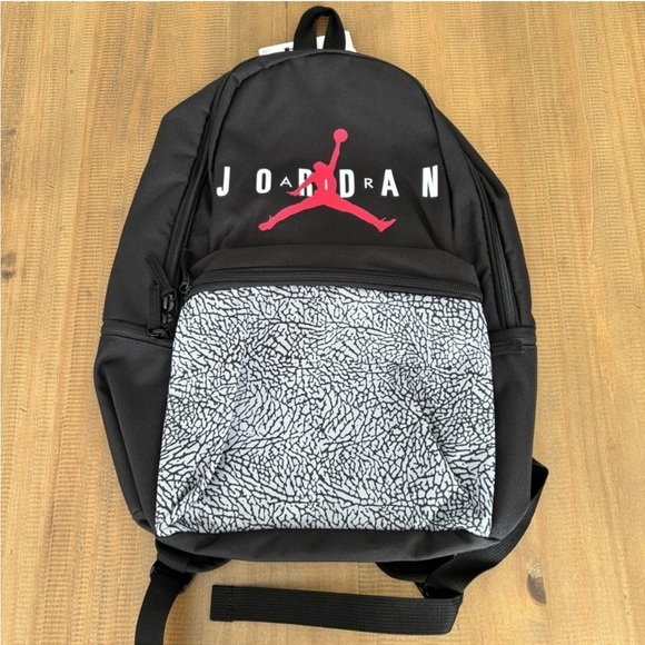 Nike AIR JORDAN Backpack Bag Large Capacity Backpack NWT New - Picture 3 of 3